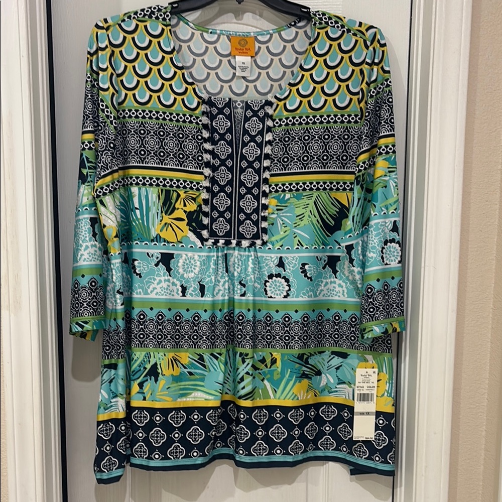 Ruby Rd Green and Blue Graphic 3/4 Sleeve Tunic